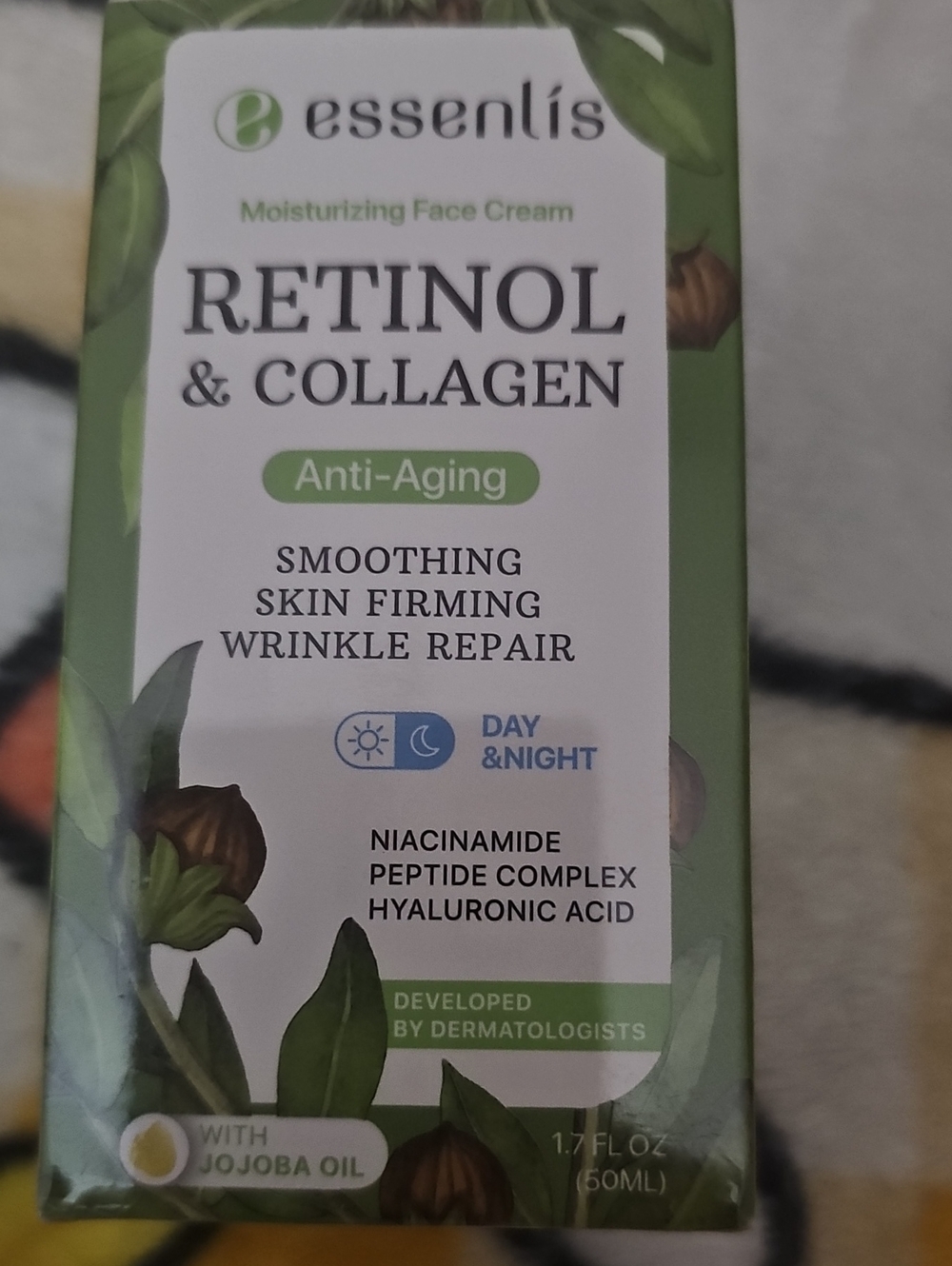 Essenlis Retinol & Collagen Moisturizing Face Cream - Anti-Aging (Green)
